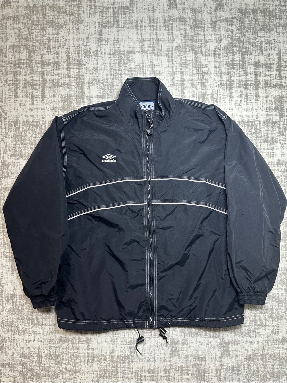 VINTAGE Y2K Umbro Windbreaker Boxy Fit Jacket - Size S